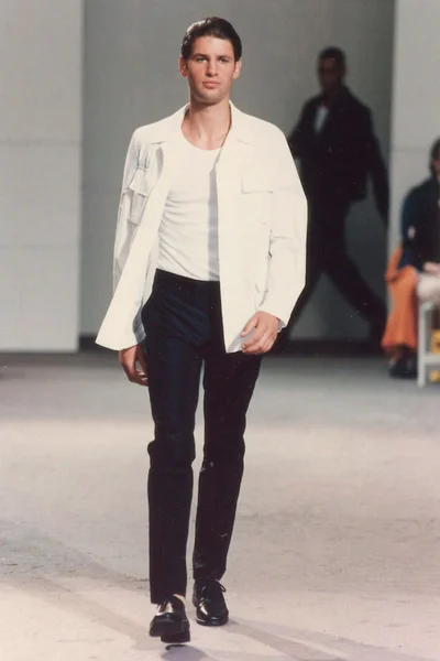 Look 23